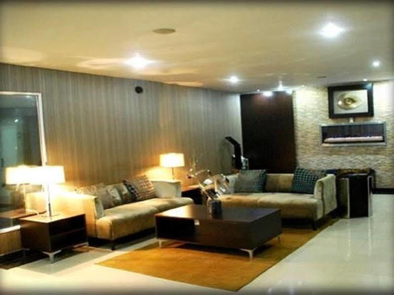 BW Starfire Hotel Икеджа Екстериор снимка